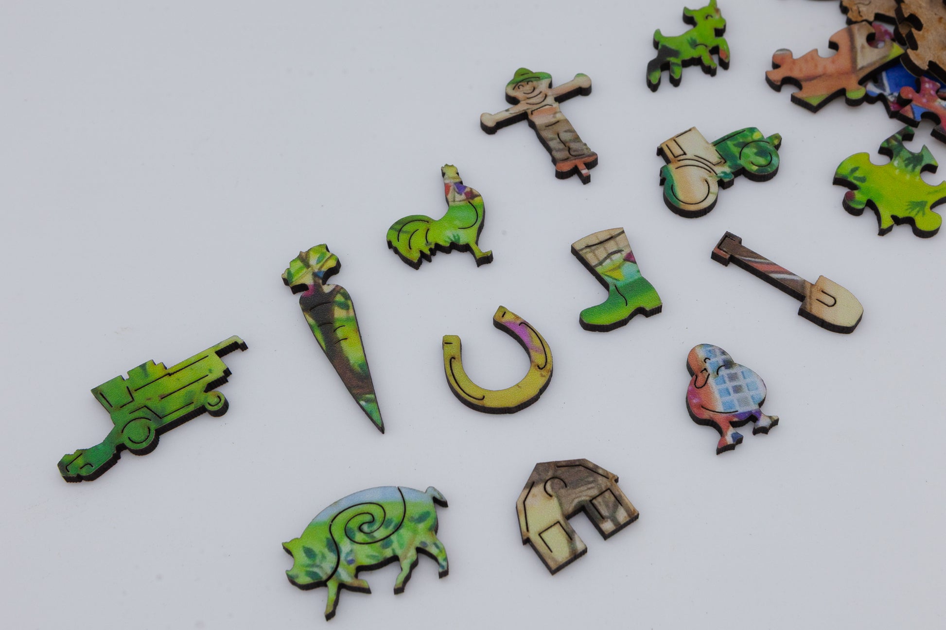 The Farmyard wooden jigsaw puzzle.  Artwork by Kate Wrigglesworth.