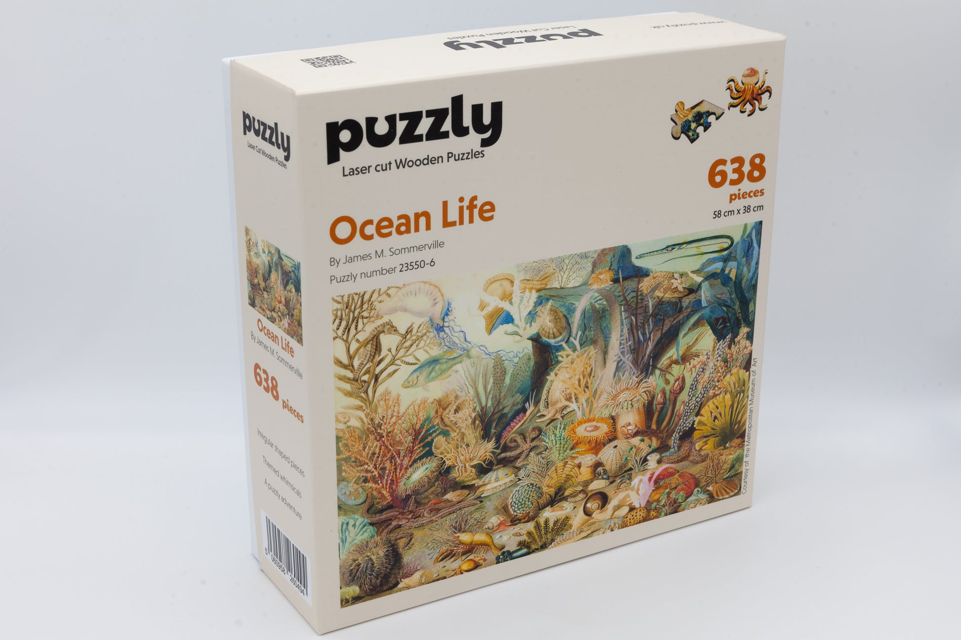 Ocean Life wooden jigsaw puzzle.  638 pieces.  Full of sea creature themed jigsaw pieces.  Crafted in Britain by the Puzzly Company.